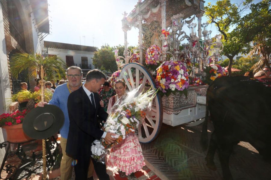 Imagen de la noticia Ofrenda floral a la Hermandad del Rocío de Marbel…