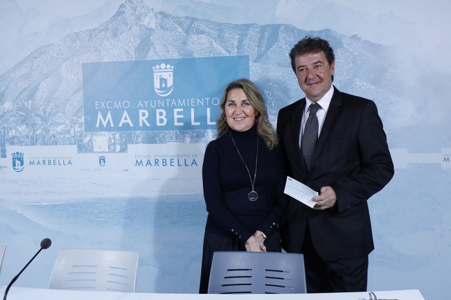 Imagen de la noticia El Ayuntamiento recibe de Casino Marbella cerca d…