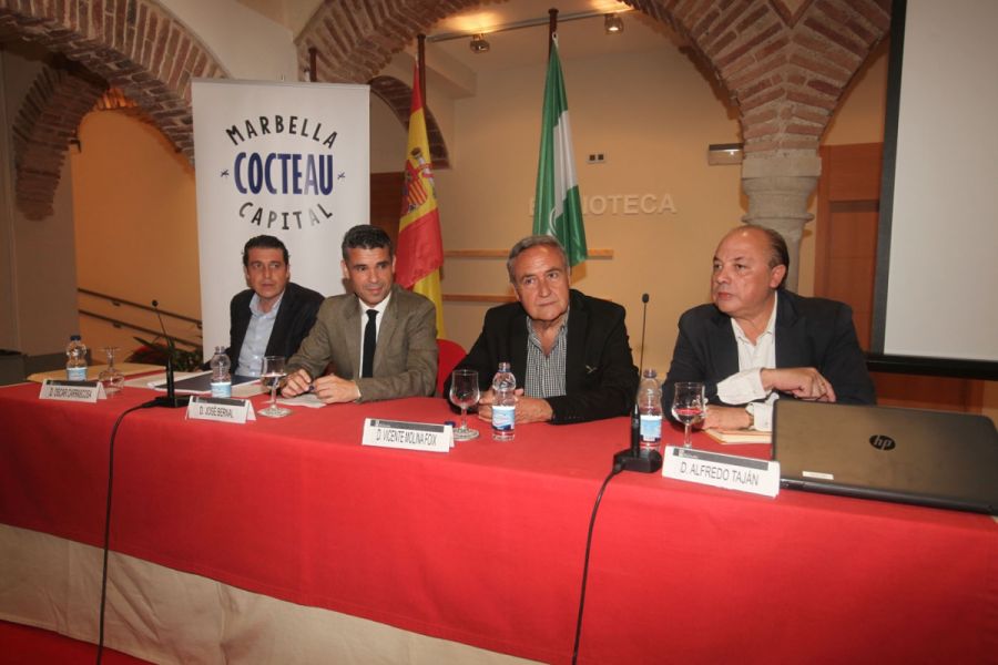 Imagen de la noticia Jean Cocteau protagoniza un acto en el Hospital R…