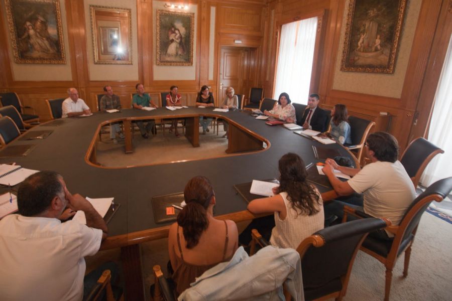 Imagen de la noticia El Ayuntamiento celebra la primera Mesa Social po…