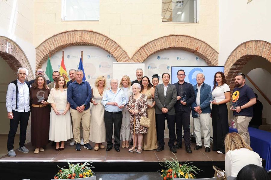 Imagen de la noticia La alcaldesa subraya “la trayectoria y la dedicac…