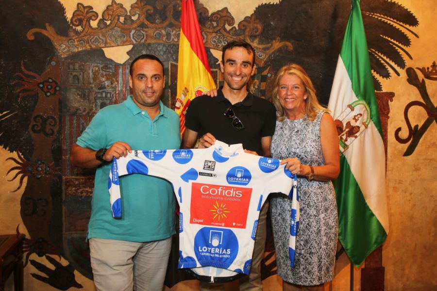 Imagen de la noticia La alcaldesa recibe al deportista local Luis Ánge…
