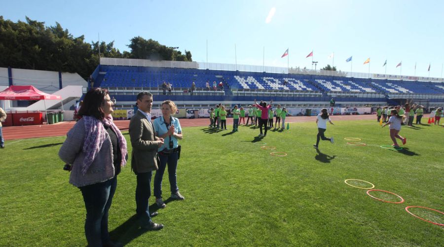 Deportes fomenta el atletismo entre más de 2.500 escolares del municipio