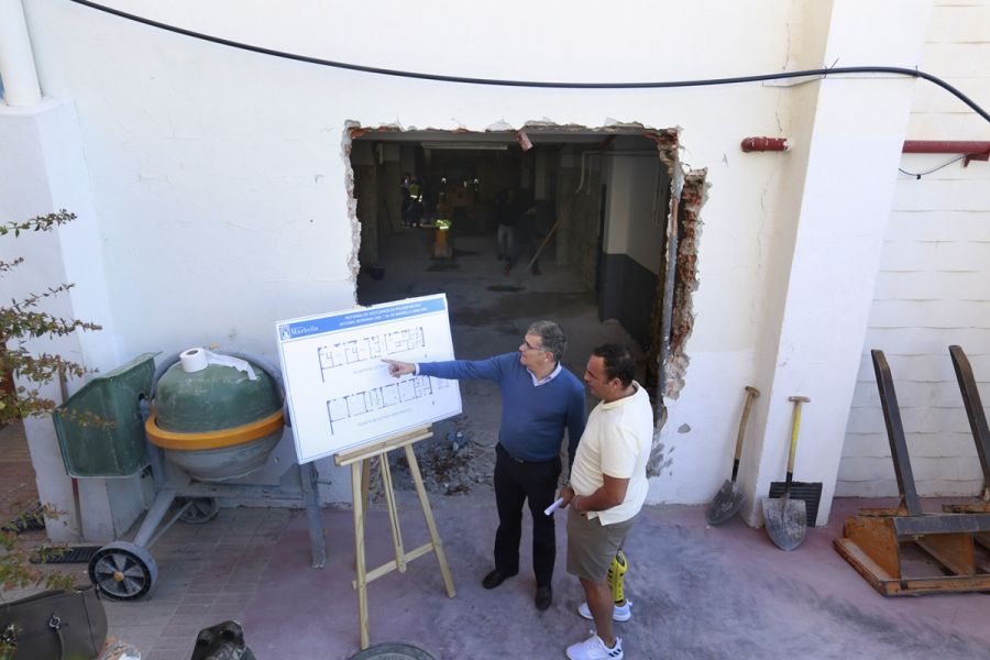 Imagen de la noticia El Ayuntamiento remodela los vestuarios del Polid…