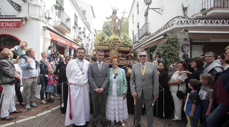 La alegría del Cristo Resucitado despide la Semana Santa en Marbella