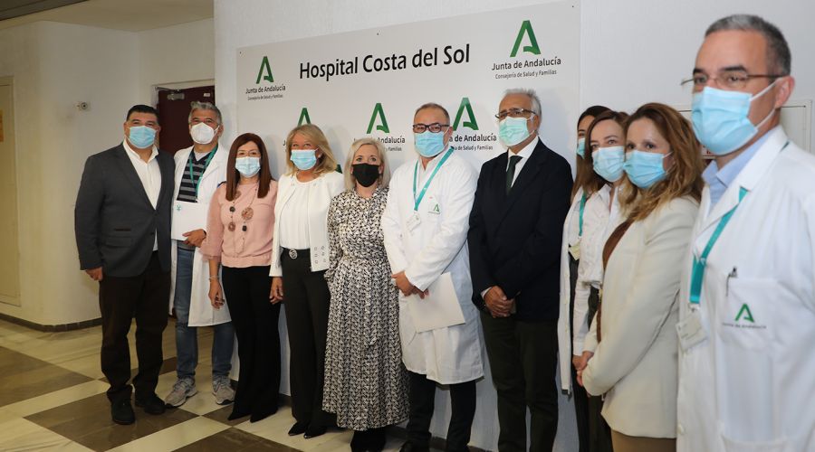 La alcaldesa resalta la apuesta del hospital Costa del Sol “por la mejora de la calidad asistencial convirtiendo la cultura de la humanización en su seña de identidad”