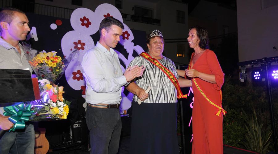 Leganitos celebra los actos inaugurales de su velada con la coronación de sus reinas y damas