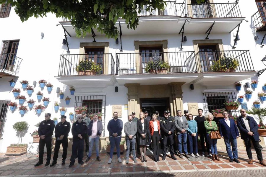 Imagen de la noticia El Ayuntamiento se suma al minuto de silencio en…