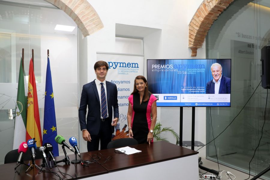 Imagen de la noticia El Ayuntamiento respalda los Premios Empresariale…