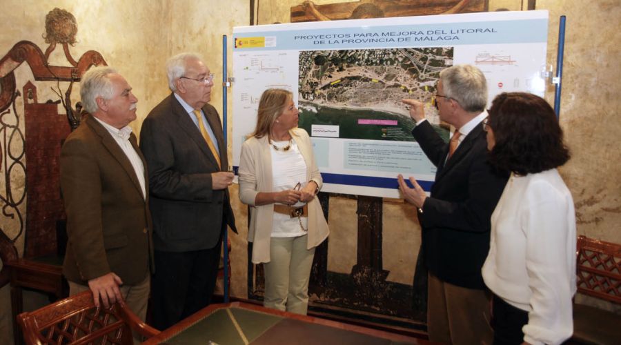 Las playas de Marbella recibirán una aportación de arena de 70.000 metros cúbicos para afrontar con garantías la Semana Santa y el verano