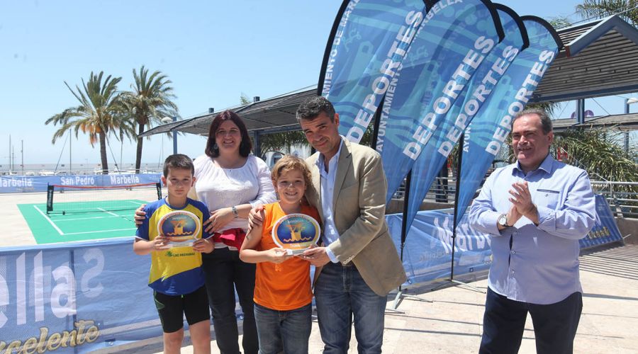 Entrega de premios de la Travesía a Nado con el respaldo del Ayuntamiento