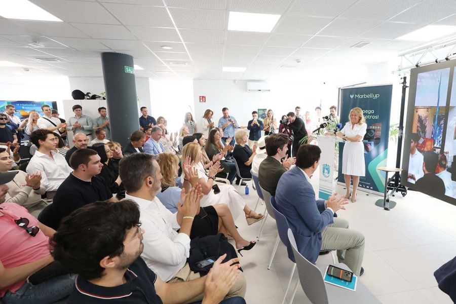 Imagen de la noticia La alcaldesa destaca “la transformación digital d…