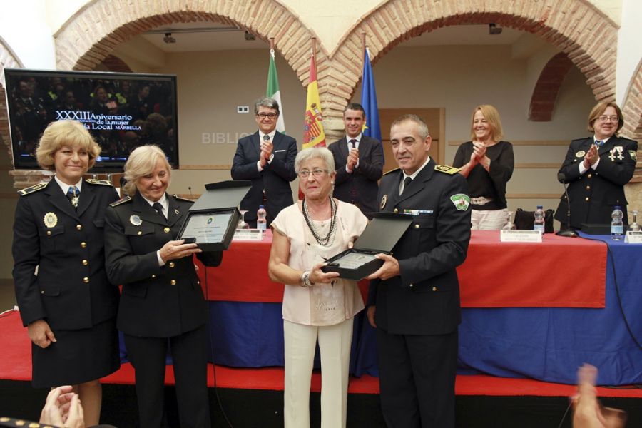 Imagen de la noticia El Ayuntamiento reconoce la labor de la mujer en…