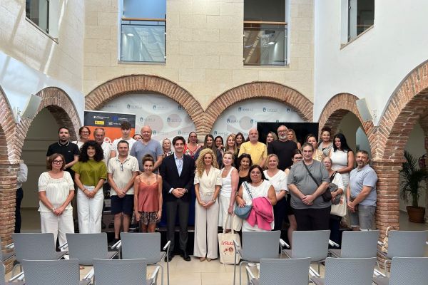 El Ayuntamiento y la Diputación impulsan en Marbella nuevos itinerarios formativos del programa ‘EnRuta’ para favorecer la inserción laboral
