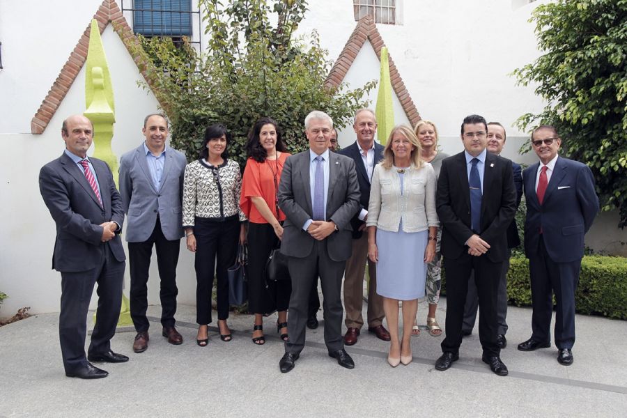 Imagen de la noticia La alcaldesa se reúne con directores de hoteles p…