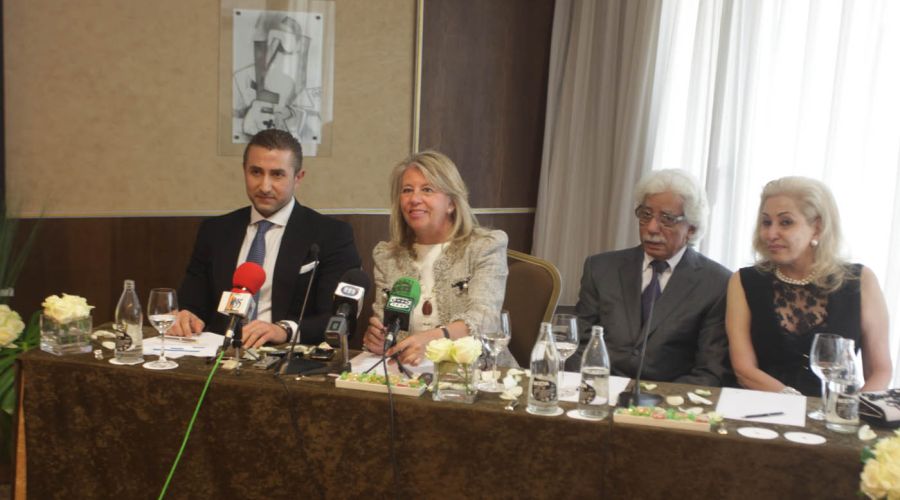 La alcaldesa subraya que Marbella “complementará su oferta turística y de ocio” con la apertura de un parque acuático