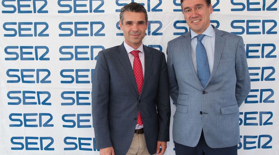 El alcalde asiste a la celebración del quinto aniversario de la emisora SER Marbella Costa del Sol