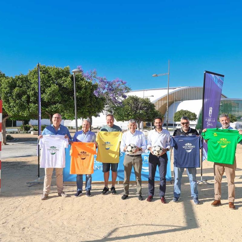 San Pedro Alcántara volverá a convertirse este domingo día 31 en escenario de la fiesta del fútbol clásico con el II Trofeo Retro, que reunirá a cinco equipos veteranos del municipio