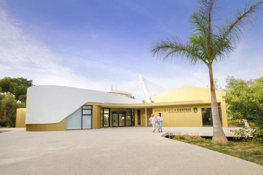 Imagen de la noticia La Biblioteca Central Fernando Alcalá Marín super…