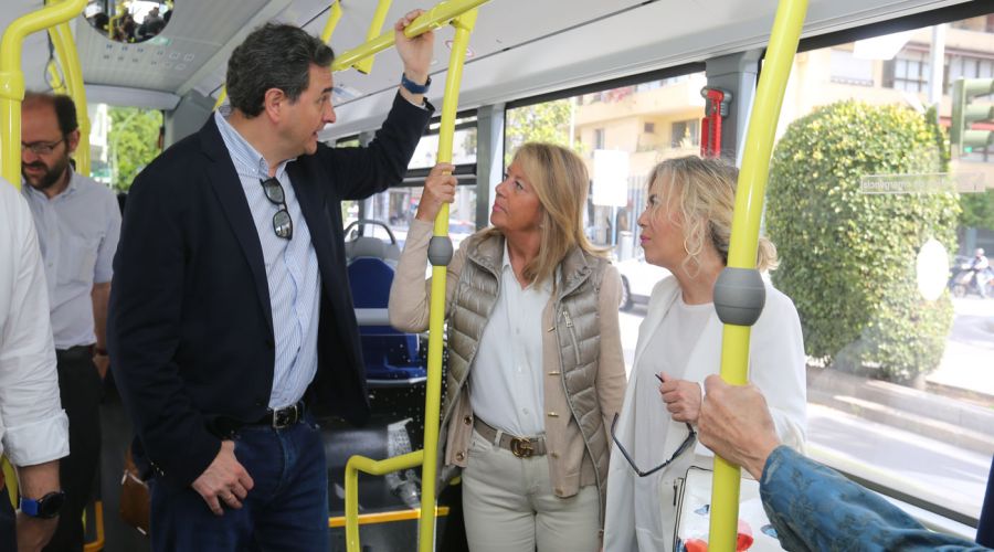 El servicio gratuito de autobús urbano para los empadronados en la ciudad entra hoy en funcionamiento