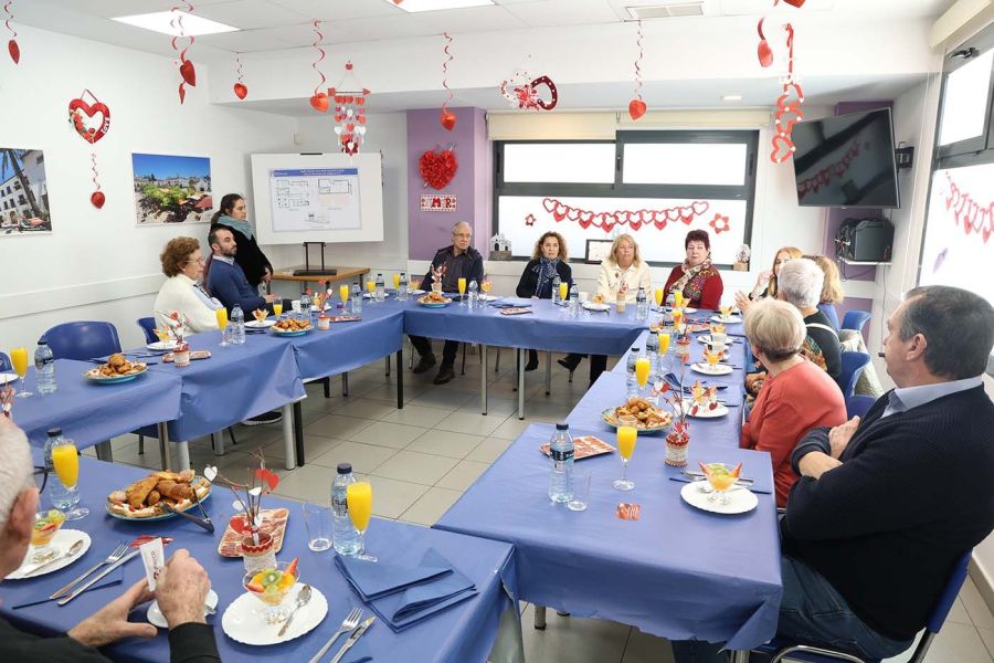 Imagen de la noticia El Ayuntamiento refuerza su compromiso con las pe…