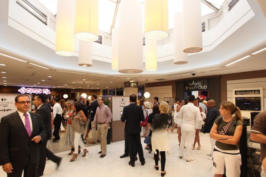 Imagen de la noticia La alcaldesa asiste a la inauguración del 'Food H…
