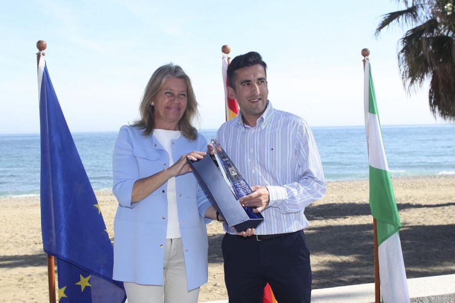 Imagen de la noticia El Ayuntamiento rinde homenaje al atleta Javier D…