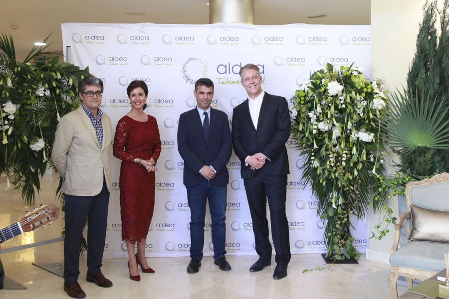 Imagen de la noticia El alcalde asiste a la inauguración de una reside…