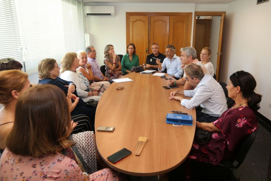 Imagen de la noticia El Ayuntamiento llevará a cabo reuniones en cada…