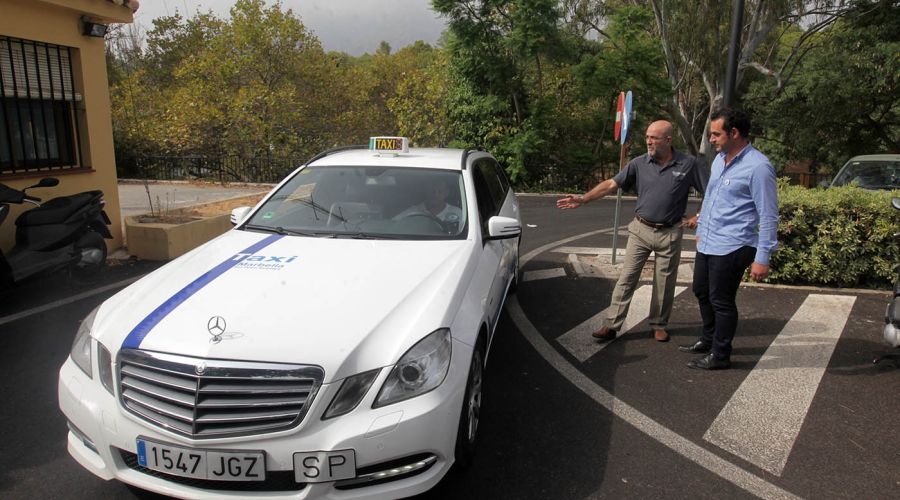 Los taxistas con licencia municipal contarán con un vehículo de sustitución en casos de averías o siniestros