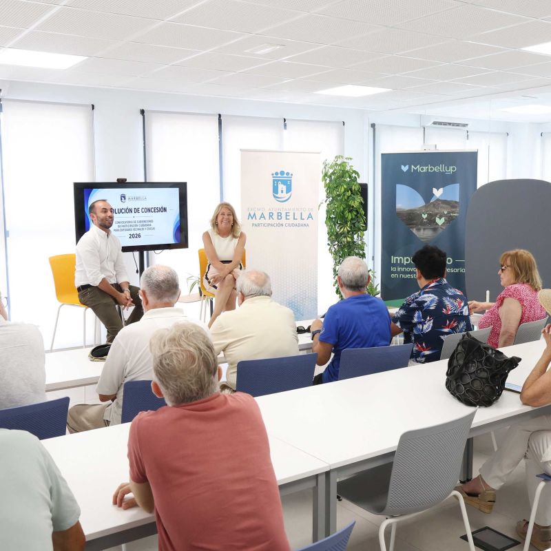 Marbella destina más de 100.000 euros en subvenciones para impulsar la actividad de una quincena de asociaciones vecinales y cívicas