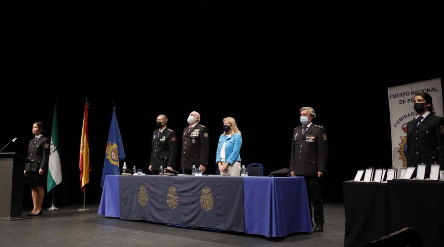 La alcaldesa destaca “la vocación, profesionalidad y cercanía” de la Policía Nacional y subraya que la nueva Comisaría “permitirá dotar a la plantilla de más recursos y mejorará los servicios”