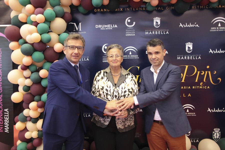 Imagen de la noticia El alcalde respalda el Grand Prix de Gimnasia Rít…