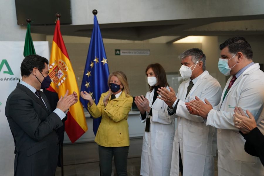 Imagen de la noticia La alcaldesa subraya que la licitación por la vía…