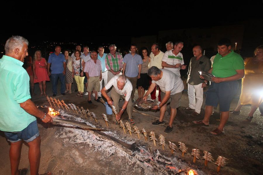 Imagen de la noticia El alcalde asiste a la moraga de la Peña Flamenca…