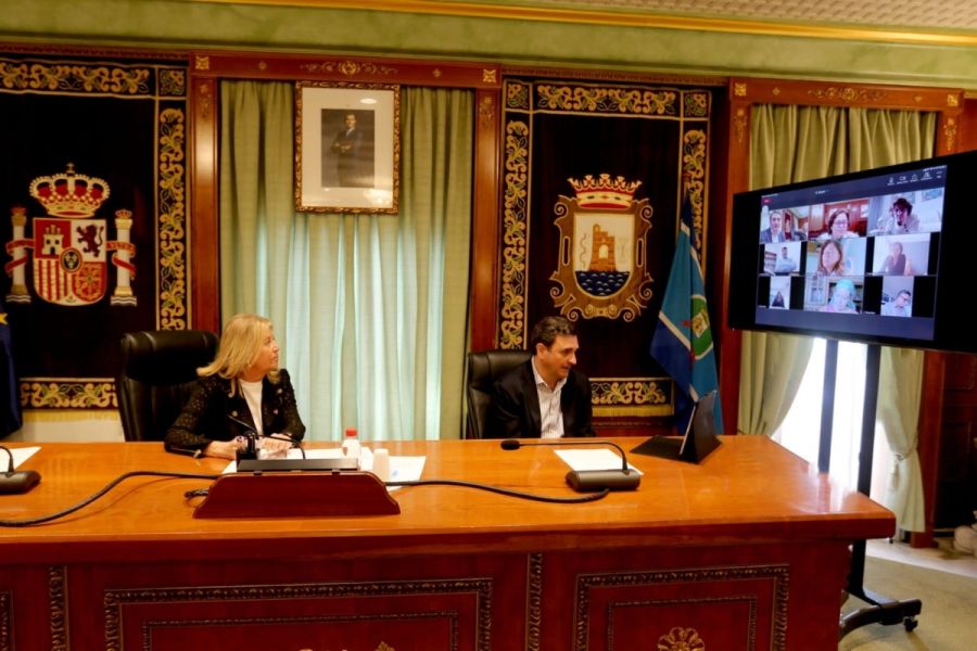 Imagen de la noticia El Ayuntamiento edita un bando regulador del func…