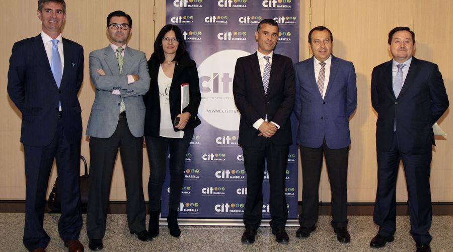 El alcalde destaca la participación y la transparencia en la elaboración del texto refundido del PGOU del 86 y su adaptación a la LOUA “que darán garantías y seguridad al urbanismo”