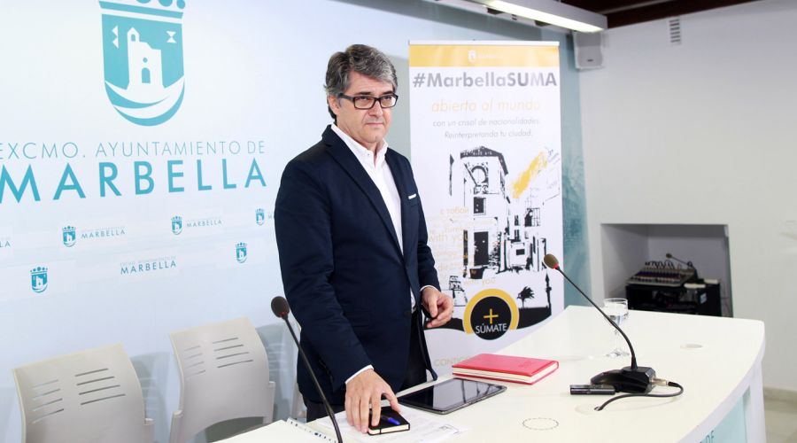 El Ayuntamiento adjudica a una empresa homologada el tratamiento de un centenar de vehículos retirados de las calles de la ciudad que ocasionaban un problema de saturación