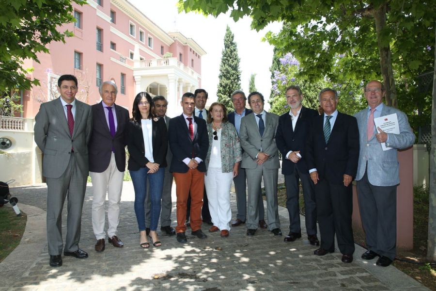 Imagen de la noticia El alcalde asiste a la IX Jornada de Turismo Resi…