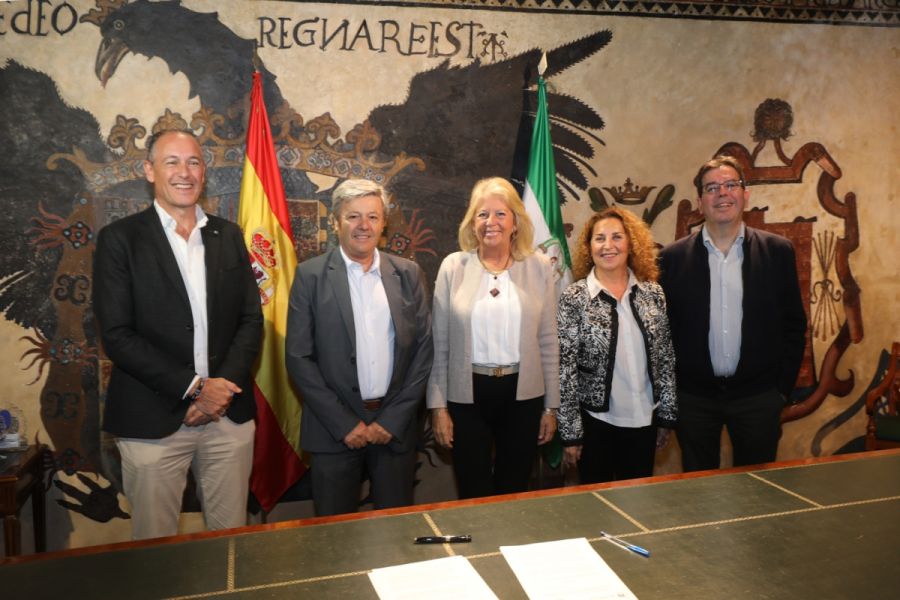 Imagen de la noticia El Ayuntamiento renueva su apoyo a la Asociación…