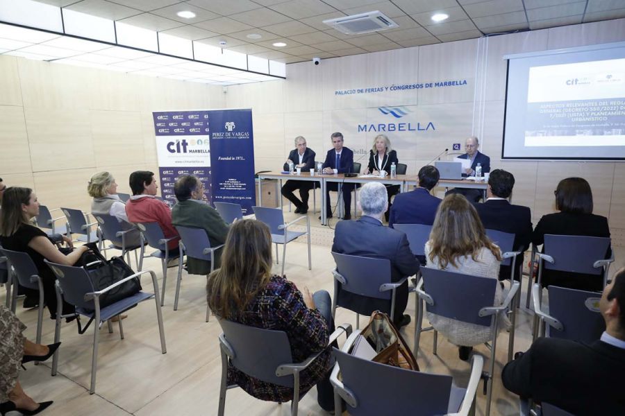Imagen de la noticia La alcaldesa subraya que los pasos que está dando…
