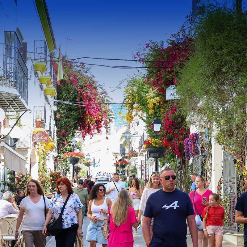 Marbella alcanza un récord histórico de viajeros en un mes de abril y consolida su fortaleza turística con más ocupación hotelera y mayor rentabilidad