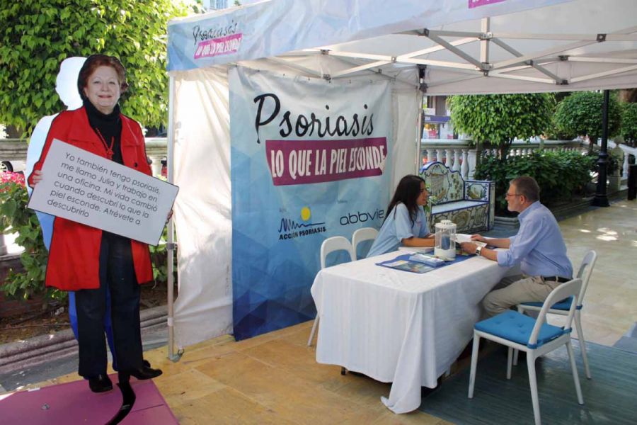 Imagen de la noticia Abierta la exposición ‘Lo que la piel esconde’ en…