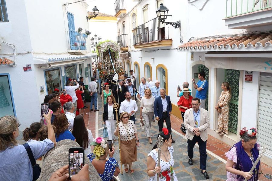 Imagen de la noticia Marbella arropa a la Hermandad de Nuestra Señora…