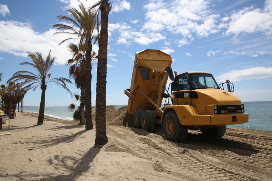 Imagen de la noticia Los trabajos en las playas continúan en la zona d…