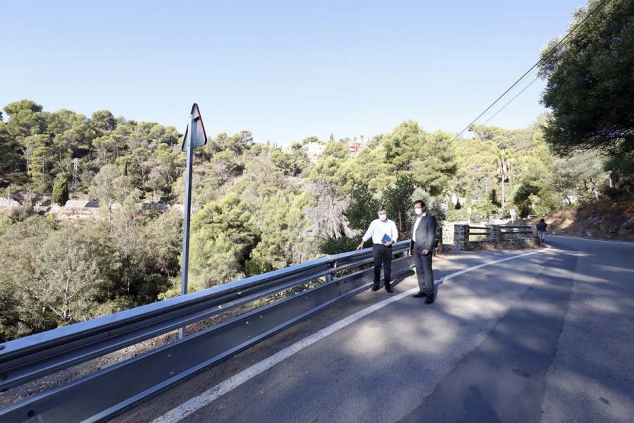 Imagen de la noticia El Ayuntamiento mejora la seguridad vial del Cami…