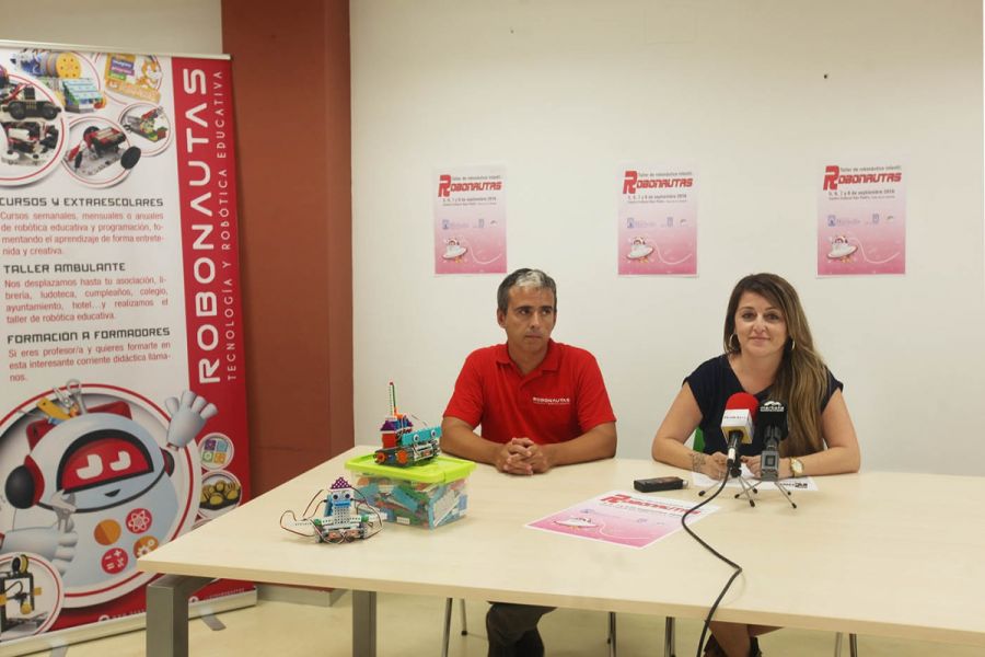 Imagen de la noticia Cuatro talleres acercarán la robótica a más de 60…