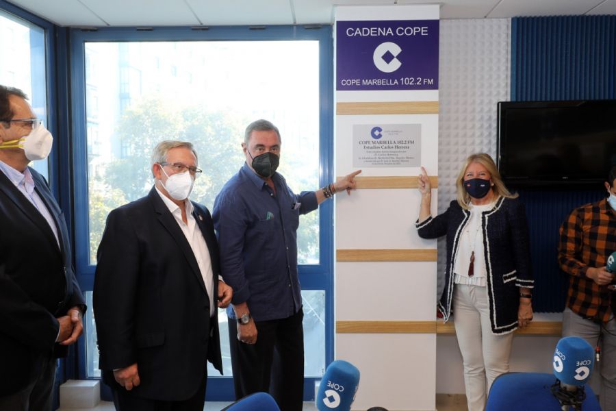 Imagen de la noticia La alcaldesa respalda a Cope Marbella en la inaug…