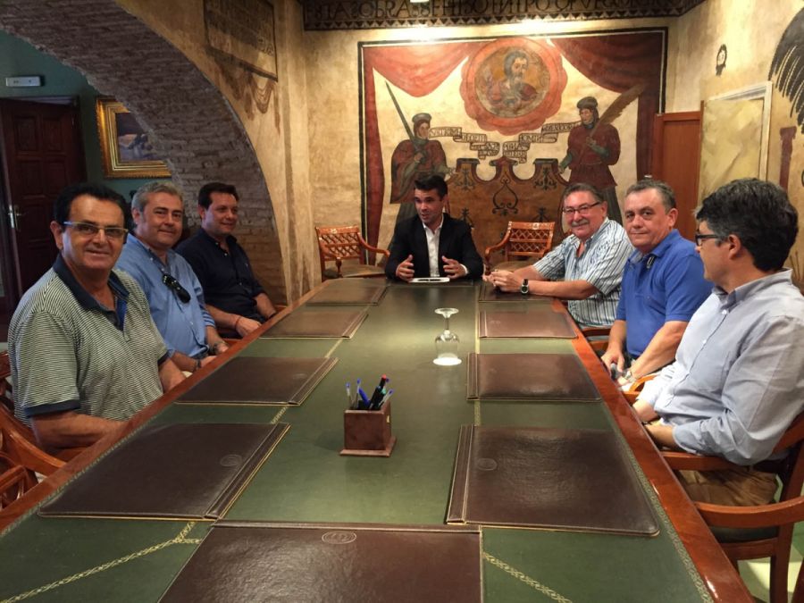 Imagen de la noticia El alcalde ha mantenido un encuentro en el Ayunta…