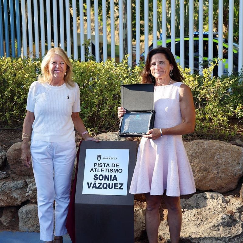 Marbella rinde homenaje a Sonia Vázquez dando su nombre a la pista de atletismo de Arroyo Primero en reconocimiento a su trayectoria y como referente del deporte femenino en la ciudad